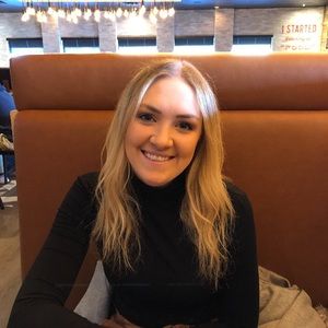 Meet your Posher, Alysha